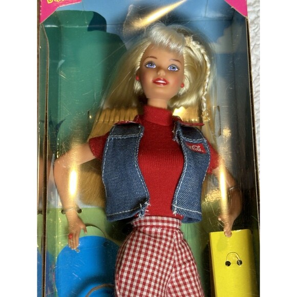 1997 Mattel Coca Cola Picnic Barbie! NEW NRFB Blonde w/mini-braid coke - Picture 3 of 4
